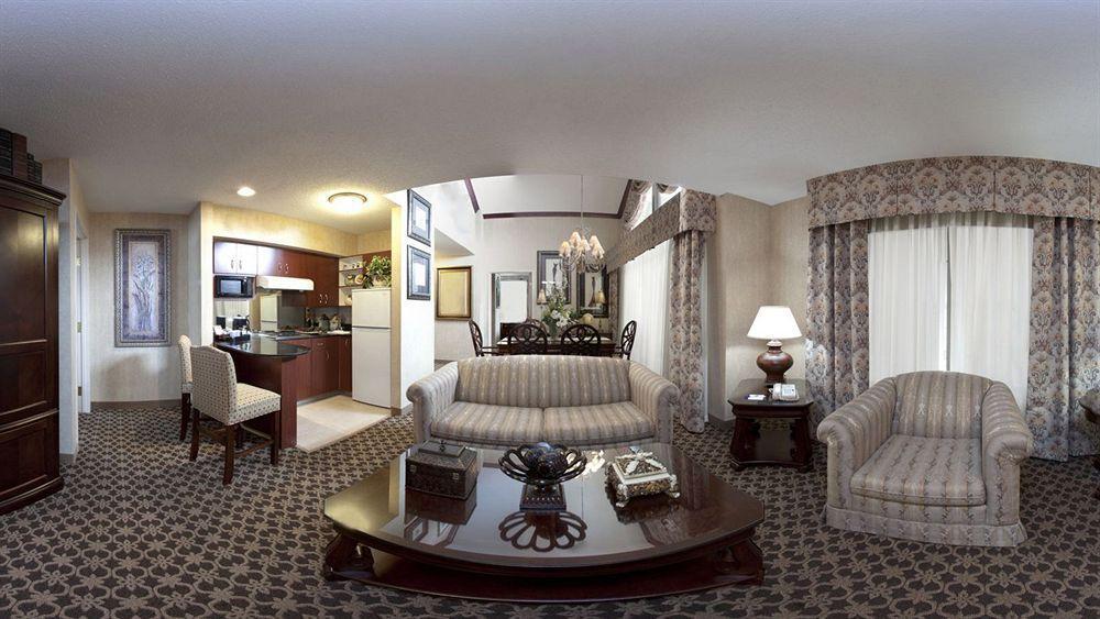 Holiday Inn Express & Suites - Sharon-Hermitage By Ihg West Middlesex Exterior foto