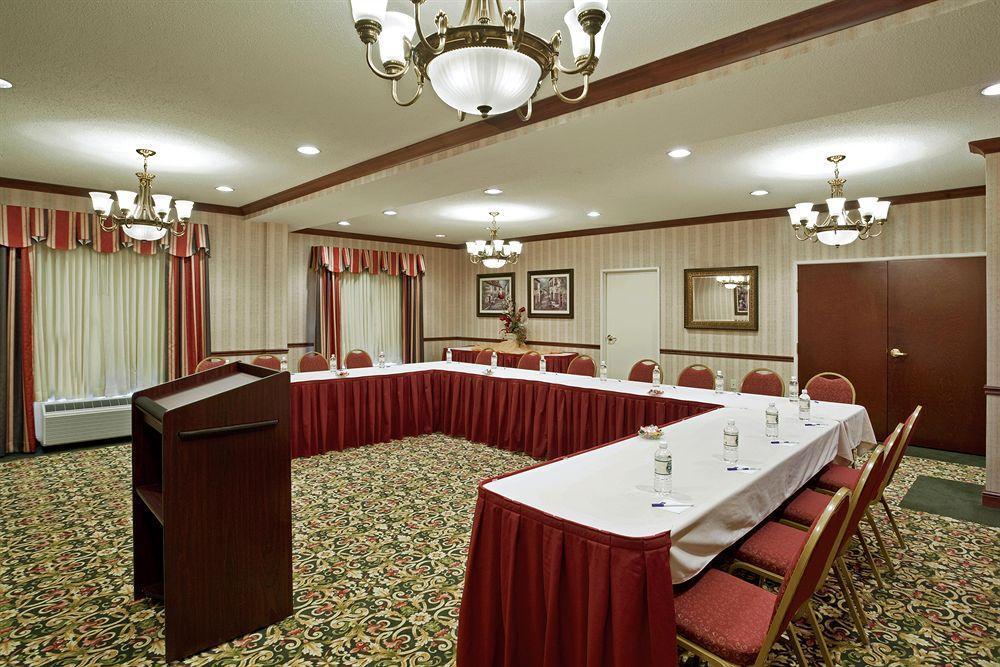 Holiday Inn Express & Suites - Sharon-Hermitage By Ihg West Middlesex Einrichtungen foto